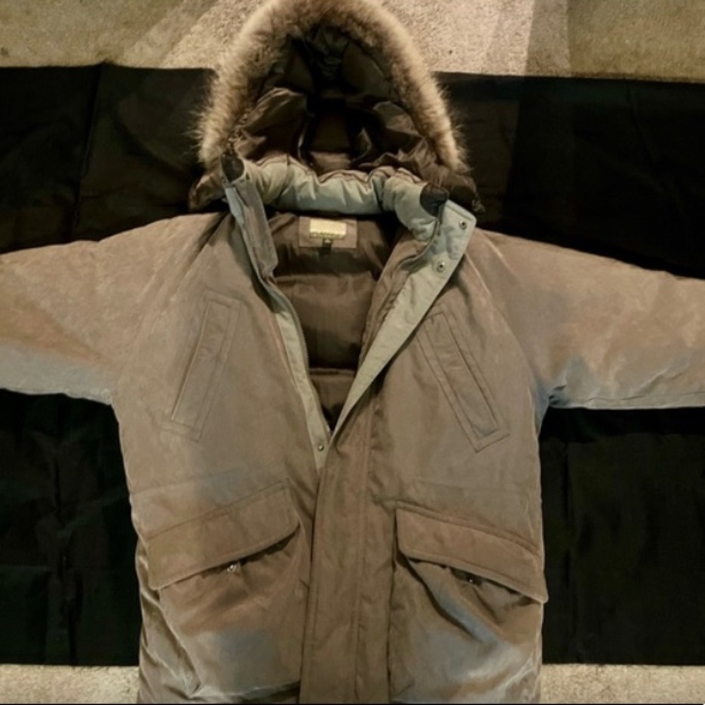 Cabela’s Outfitters Series Down Hunting Coat (Large)